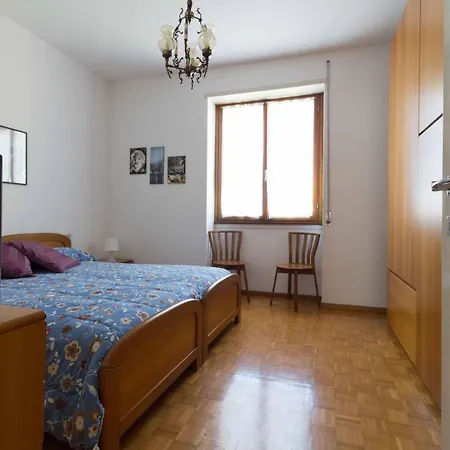 Manzoni Two-Bedroom Apartment - Solo Affitti Brevi