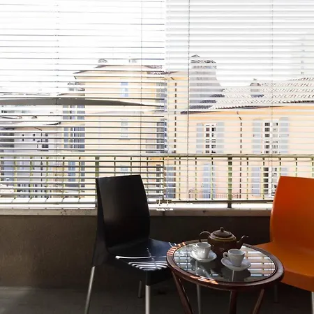 Manzoni Two-Bedroom Apartment - Solo Affitti Brevi レッコ